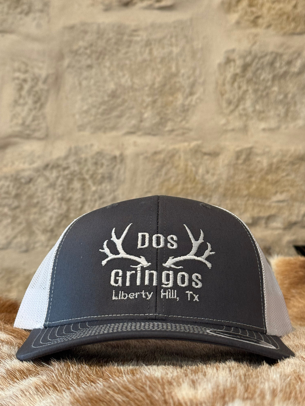 Muley Gray/White 112